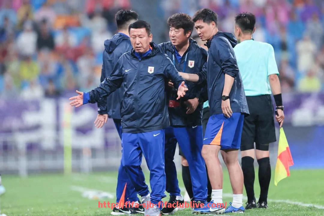 世俱杯直播-2021年勇士对阵湖人附加赛战术布置与比赛走势回顾